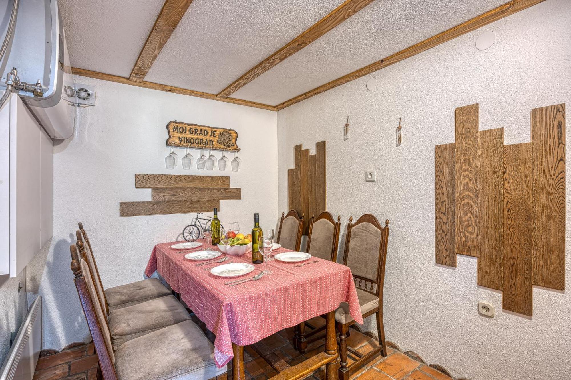 Holiday Home Primus Ястребарско Экстерьер фото