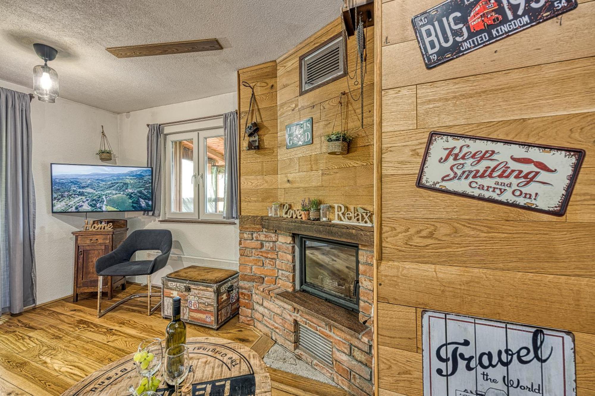 Holiday Home Primus Ястребарско Экстерьер фото
