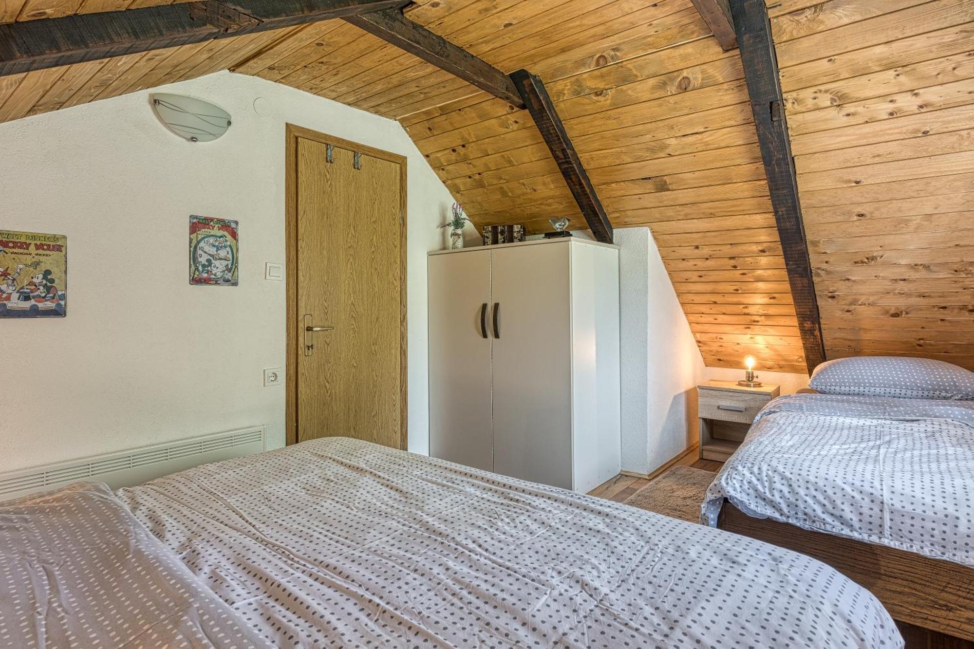 Holiday Home Primus Ястребарско Экстерьер фото