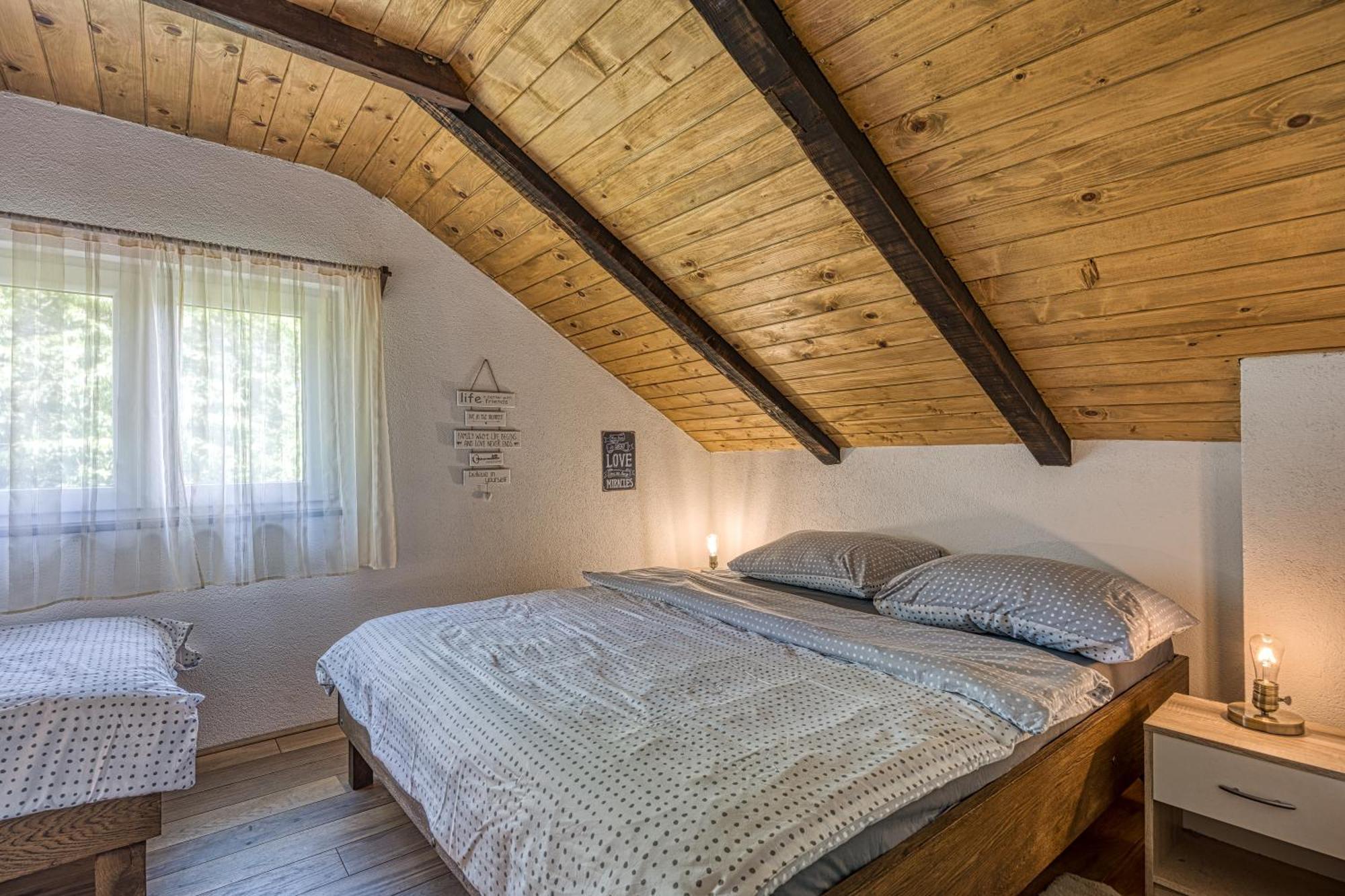 Holiday Home Primus Ястребарско Экстерьер фото